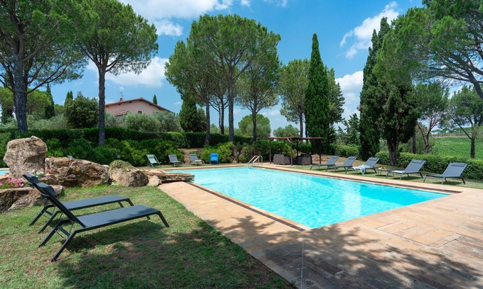 Grosseto Villa | Beautiful villa with private pool, A/C, WIFI, sauna, hot tub, terrace and panoramic view