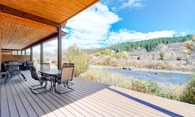 Pagosa Springs House | Beautiful waterfront townhome w/river & mountain views