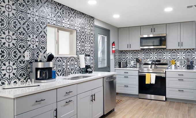 Camelback East House | Beautiful Weather, Hot Tub, Dog Friendly, Playground, Huge Yard, Covered Parking