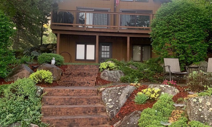 Crosslake Cabin | Beautiful Whitefish Chain cabin, surrounded by nature, bring the family!