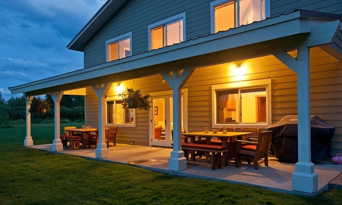Wilson House | Beautiful Wilson Home on Fish Creek -5 bedrooms
