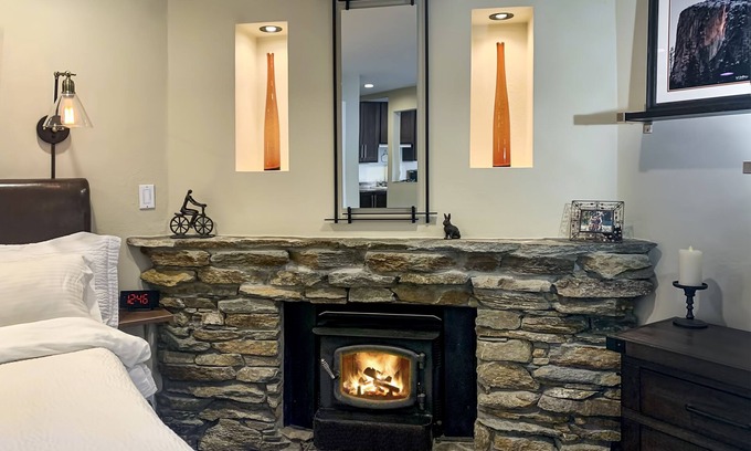 Mammoth Lakes Condo | Beautifully Furnished Condo - Upscale Amenities, Great Value