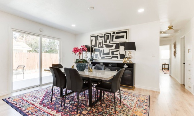 Springdale House | Beautifully Remodeled-Newly Furnished-Cozy, Colorful & Eclectic Home in N OKC!