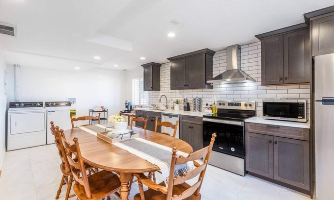 Sandy Apartment | Beautifully Renovated Apartment Near Little Cottonwood Canyon