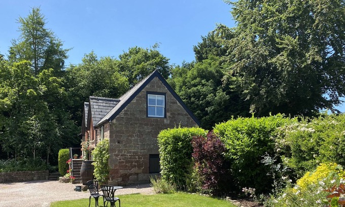 Goodrich Cottage | Beautifully restored C18th property in quiet village nr. Ross on Wye.