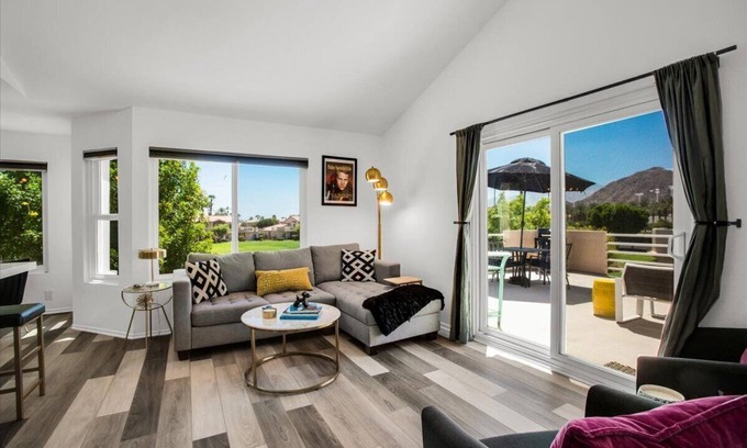 La Quinta Condo | Beautifully Updated 2 Bedroom Condo with Stunning Views