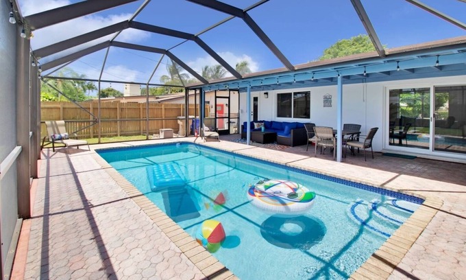 Deerfield Beach House | Beauty and the Beach Vacation House|Backyard w/Heated Pool +Games