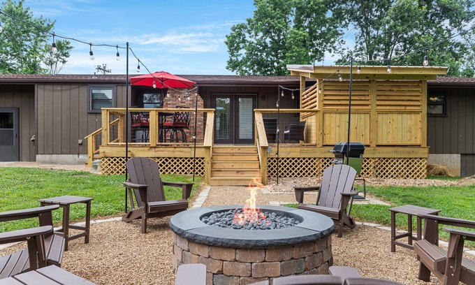 Pigeon Forge House | Becca's Place - Near LeConte + Ripken | Pet-Friendly w/Hot Tub & Games