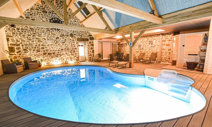 Magny-le-Desert Bed & Breakfast | bed and breakfast normandy la brocherie spa indoor pool
