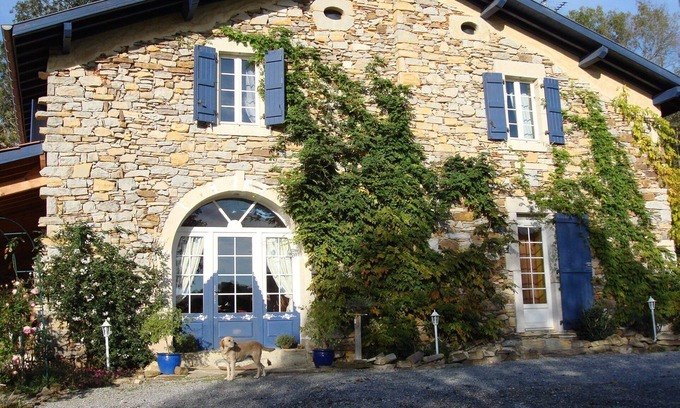 Bidache House | BED AND BREAKFAST gelous