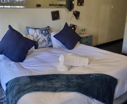 Strand House | Bedrock Guest Studios