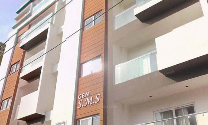 Banjara Hills Apartment | Begin your adventure in the heart of the city from our chic spacious apartment