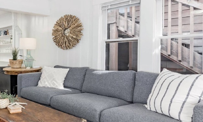 Capitola House | Begonia Beach Cottage- Dog Friendly