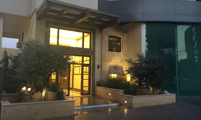 Haret Hreik Apartment | Beirut Rooftop with panoramic view, terrace and private pool