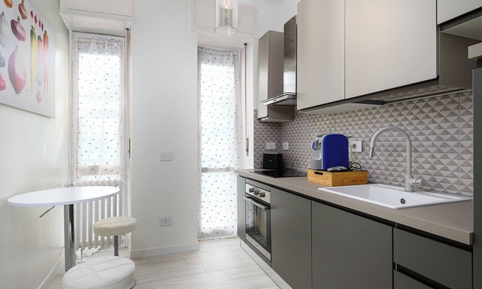 Crescenzago Apartment | Belaria: Milan with Style