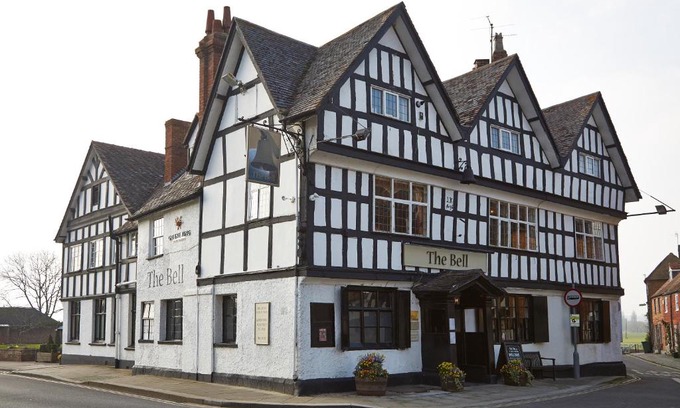 Tewkesbury Hotel | Bell Hotel by Greene King Inns