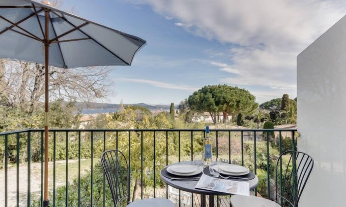 Cote d'Azur- French Riviera Apartment | Bella Vista by Interhome