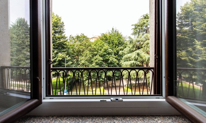 Chiesa Rossa Apartment | Bellarmino 21 - Two Bedroom Apartment, Sleeps 4