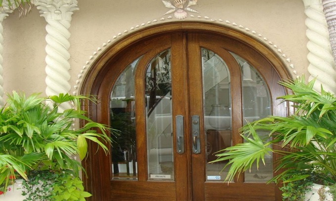 Independence Square House | Belle Maison Beach Front Home With Private Pool