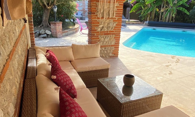 Lagrace-Dieu Villa | Belle Toulousaine de 250m2 Avec Piscine, Pool House, Idéal Pour Famille et Amis