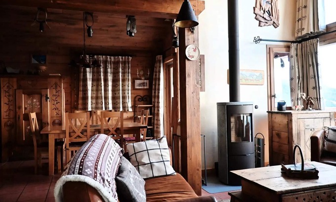 Vallandry Ski Chalet | Bellecote Chalet - Charming chalet type Savoyard 8-9 people in Vallandry located in a quiet area