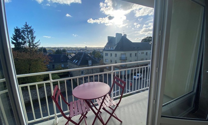 Saint-Lo Apartment | "Bellevue - 35 m2 - parking - 10 min downtown - Normandy - Saint Lô