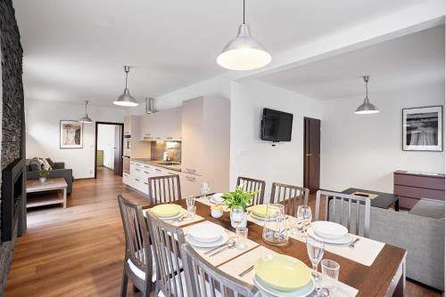 Loucna Pod Klinovcem Apartment | Bellevue Keilberg by Mountain ways