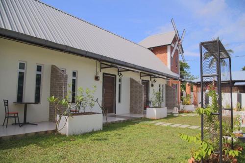 Kampung Mawar Ski Chalet | Belukar Lodges Private Homestay