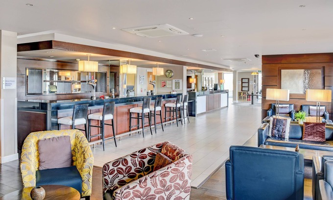 Aberdeen Hotel | Belvilla Aberdeen Bridge of Don Sea VIew - Ex Holiday Inn Express