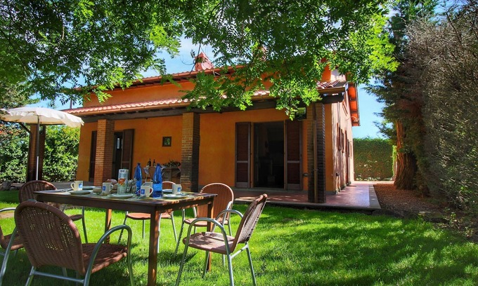 Santarello Villa | Belvilla by OYO Attractive mansion with pool