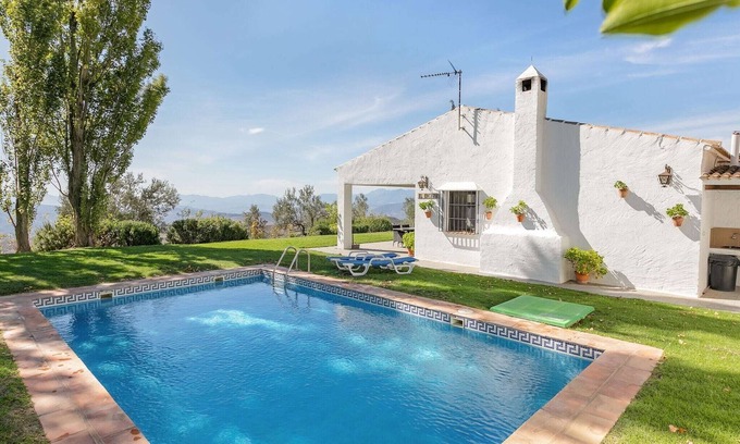 La Joya Cottage | Belvilla by OYO El Encinar