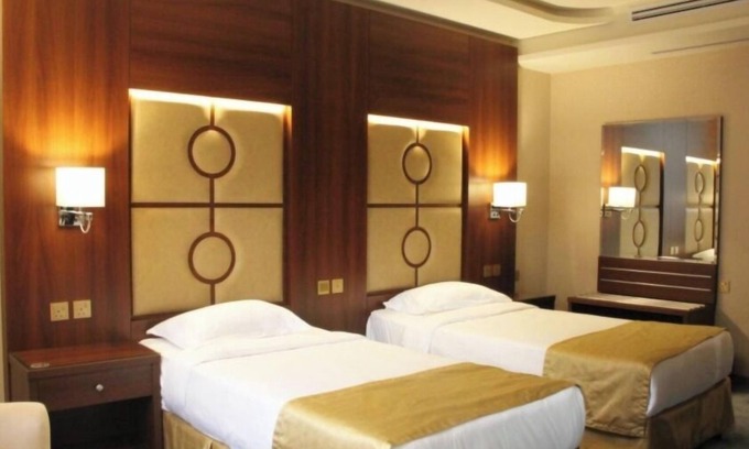 Al-Hamra'a Hotel | Belvilla Jeddah Harbour Vivid Plaza Stay
