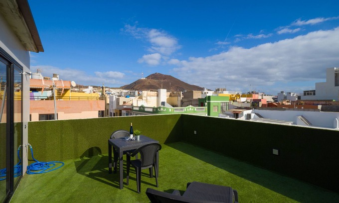 Las Palmas de Gran Canaria Ski Chalet | Benartemi Terrace By CanariasGetaway