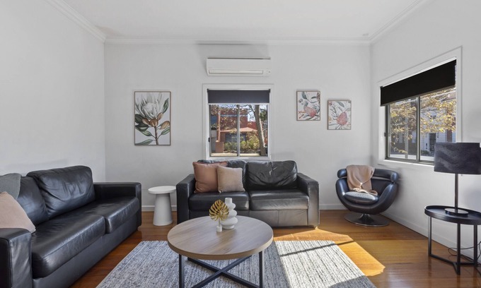 Bendigo House | Bendigo Signature Accommodation on Chapel