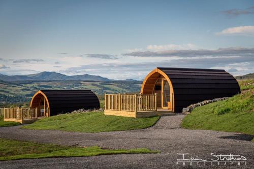 Aberfeldy Apartment | BenVrackie Luxury Glamping Pet Friendly Pod at Pitilie Pods