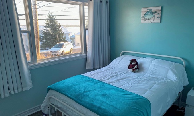 Lewisporte House | Bernice Mae’s Ocean View