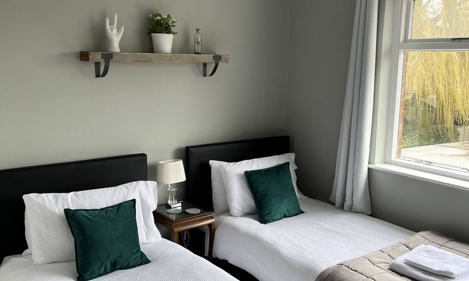 Wroughton House | Bernie’s - House
