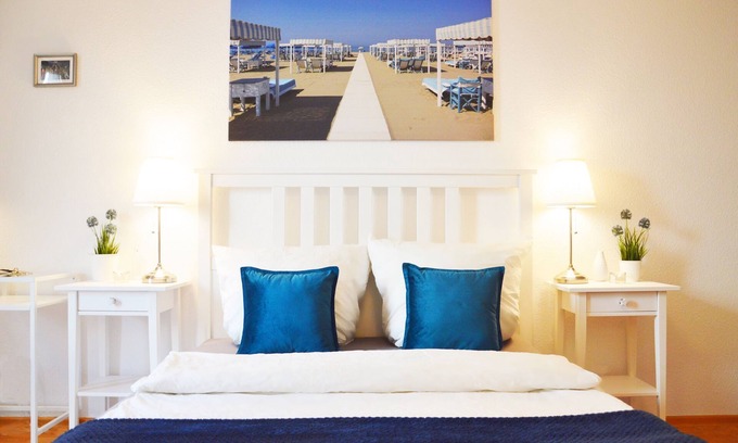 Mitte Apartment | 𝓑est Central Huge 𝓛uxury Apartment Alexanderplatz