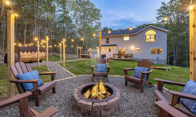 Tobyhanna Ski Chalet | Best Deal in the Poconos!