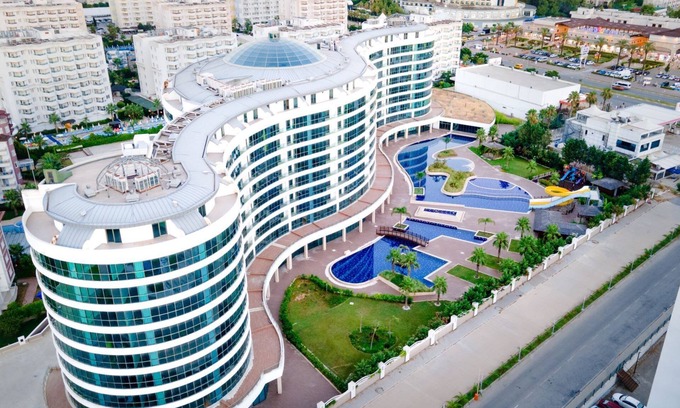 Lara Apartment | Best Residence in Antalya with SPA, GYM, Indoor&Outdoor Pools and next to Beach