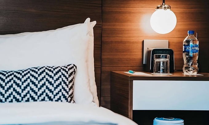Downtown Minneapolis Hotel | Best Value, Quality Stay! Near Bakken Library and Museum! Pet-friendly Property