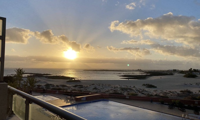 El Cotillo Apartment | Best views & terrace at Marfolin beach resort