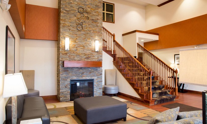 Grand Rapids Hotel | Best Western Executive Inn & Suites