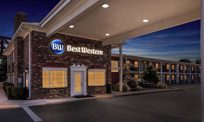 Medford Hotel | Best Western Horizon Inn