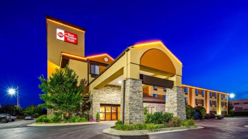 South Tulsa Hotel | Best Western Plus Tulsa Woodland Hills Hotel and Suites