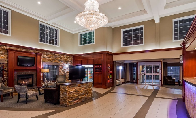 Vancouver Hotel | Best Western Plus Vancouver Mall Dr. Hotel & Suites