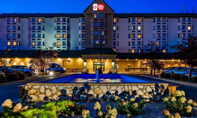 Winnipeg Hotel | Best Western Plus Winnipeg Airport Hotel