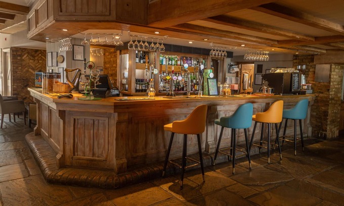 Weybridge Hotel | Best Western Ship Hotel