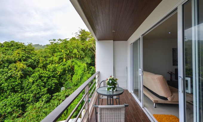 Patong Condo | BeststayinPhuket Poolview/Mountain Condo 1