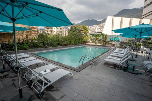 Haret Sakher Hotel | Beverly Beach Hotel